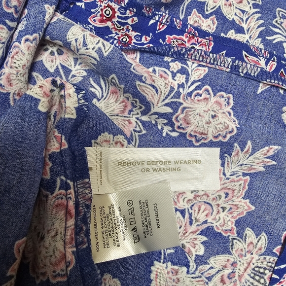 NWT Loft Puff Sleeve Swing Dress, floral design, Size 8 - Picture 8 of 9